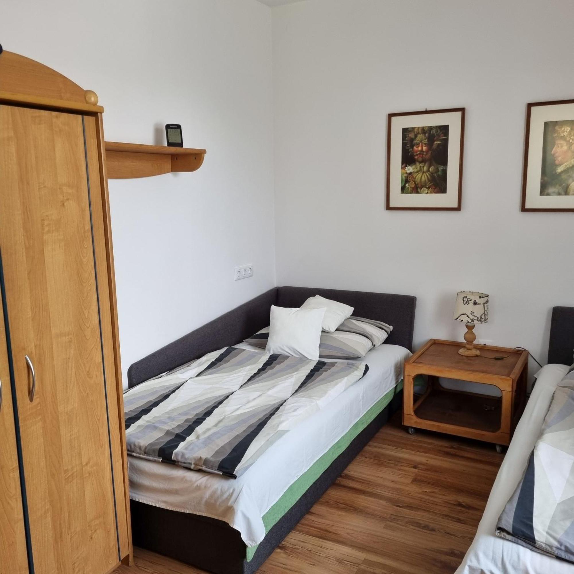Kertvárosi Apartman Tiszaújváros Kültér fotó