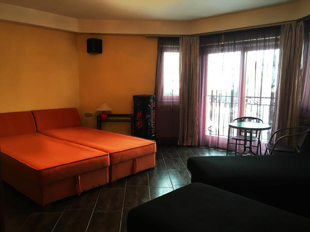 Kertvárosi Apartman Tiszaújváros Kültér fotó