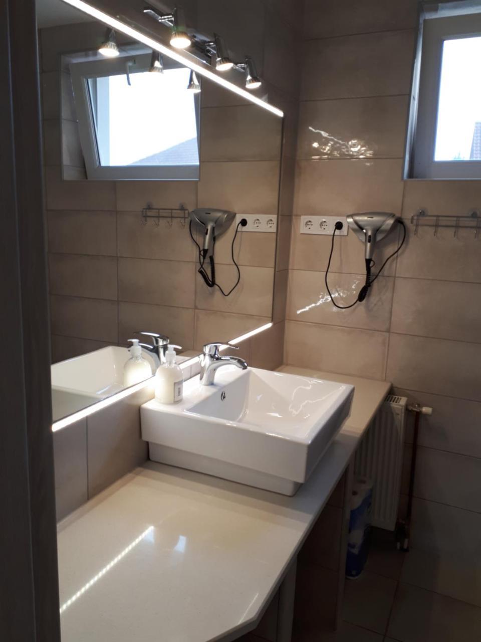Kertvárosi Apartman Tiszaújváros Kültér fotó